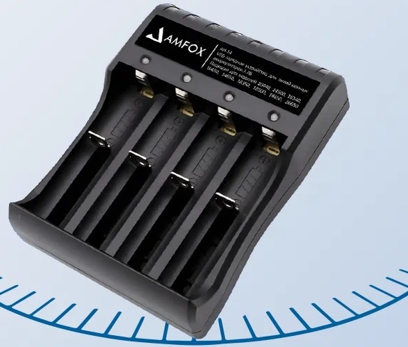 Зарядное устройство для АКБ AMFOX AH-14 для 4х 18650 питание от USB