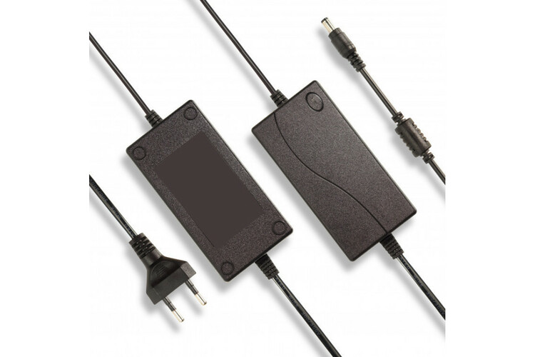 Блок питания Live-Power LP138 21,5V 3A 5,5*2,5 мм для литиевых сборов