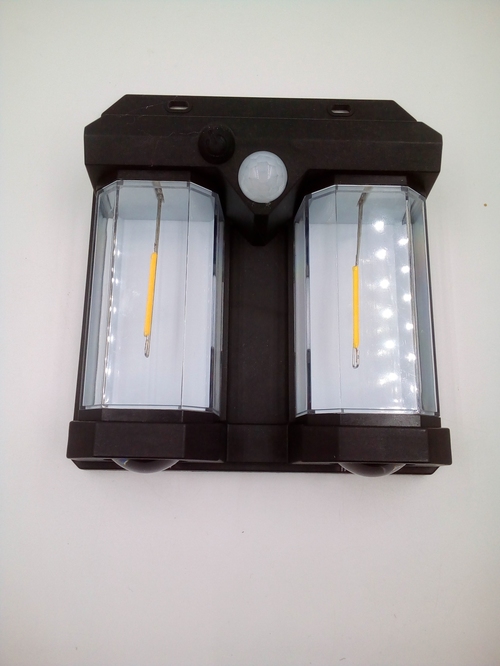 Фонарик подвешиваемый No brand KL-539 на солнечной батарее с датчиками освещенности и движения