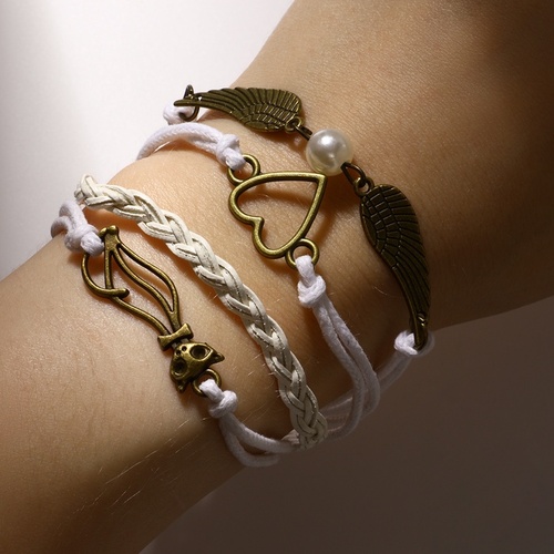 Браслет «Магия знаков» кошечка