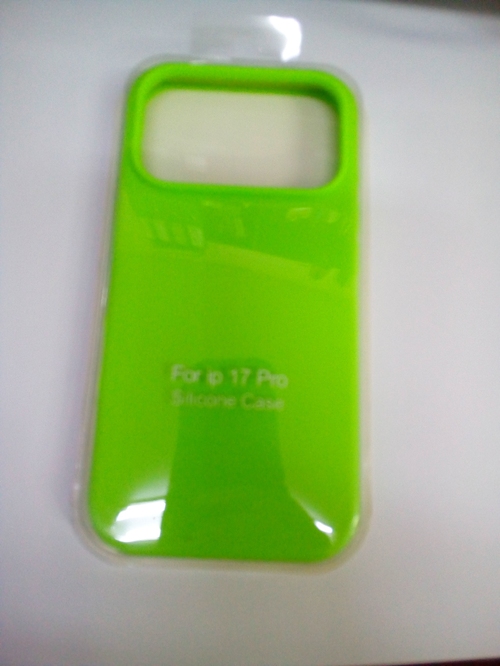 Накладка Apple iPhone 17 Pro салатовый Silicone Case без лого