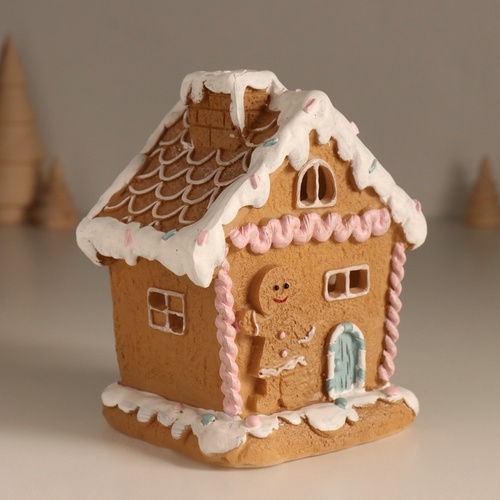 Фигурка «Имбирный домик» с подсветкой