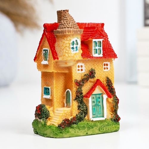 Фигурка «Домик с башней»