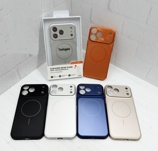 Накладка Apple iPhone 16 Pro Max пудровый со стеклом на камере силикон+пластик Tadagee SafeMag с имитацией 17-ой серии