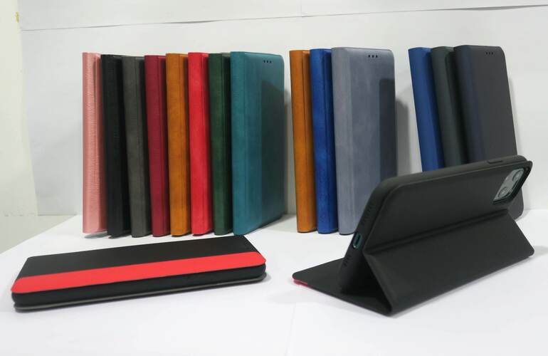 Чехол-книжка Xiaomi Redmi 15 черный горизонтальный ZB Premium