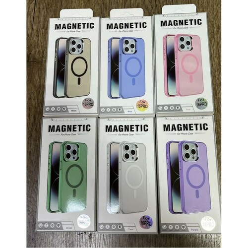 Накладка Apple iPhone 13 Pro Max черный матовый силикон SafeMag