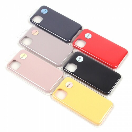 Накладка Apple iPhone 11 черный Silicone Case без лого - 3