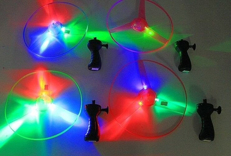 Игрушка для игр на свежем воздухе Вертушка 