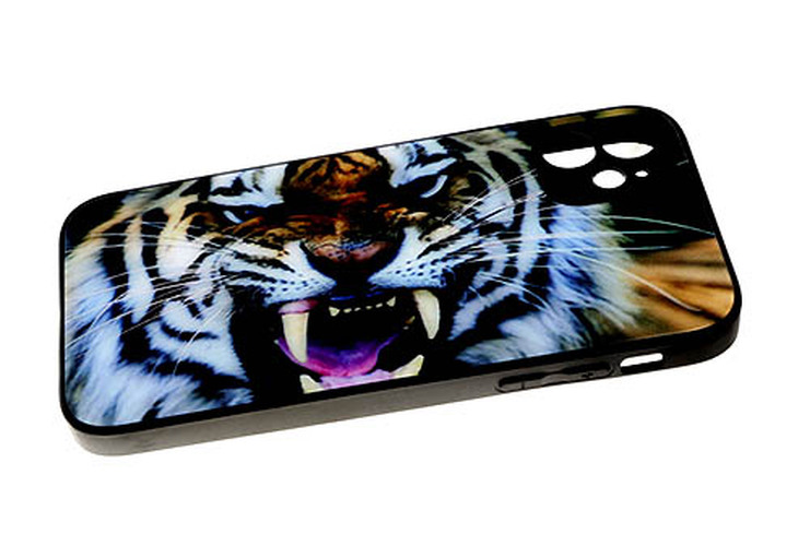 Накладка Apple iPhone 13 Pro Max colorful с защитой камеры Под стекло Животные Тигры горизонтальный тигр