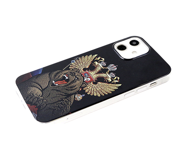 Накладка Apple iPhone 13 Pro черный силикон+пластик Животные Медведь и Герб РФ