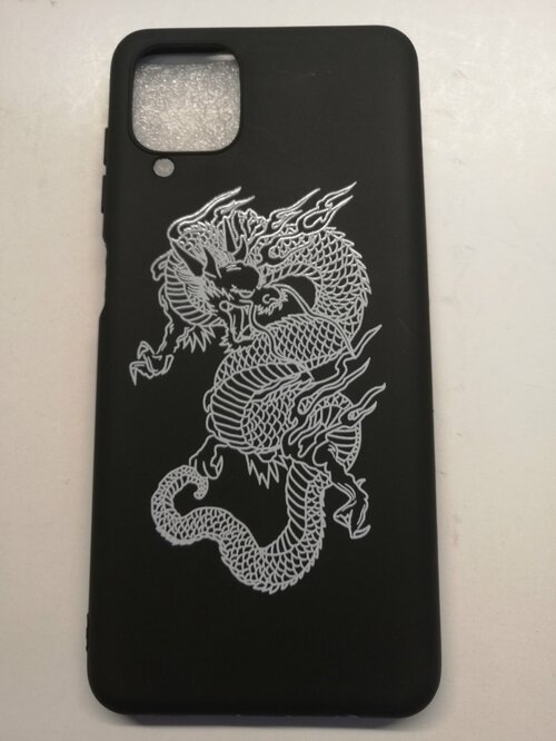 Накладка Apple iPhone 13 Pro черный матовый с защитой камеры силикон Животные Дракон