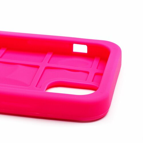 Накладка Apple iPhone 13 ярко-розовый силикон Love серия Сердечки - 6